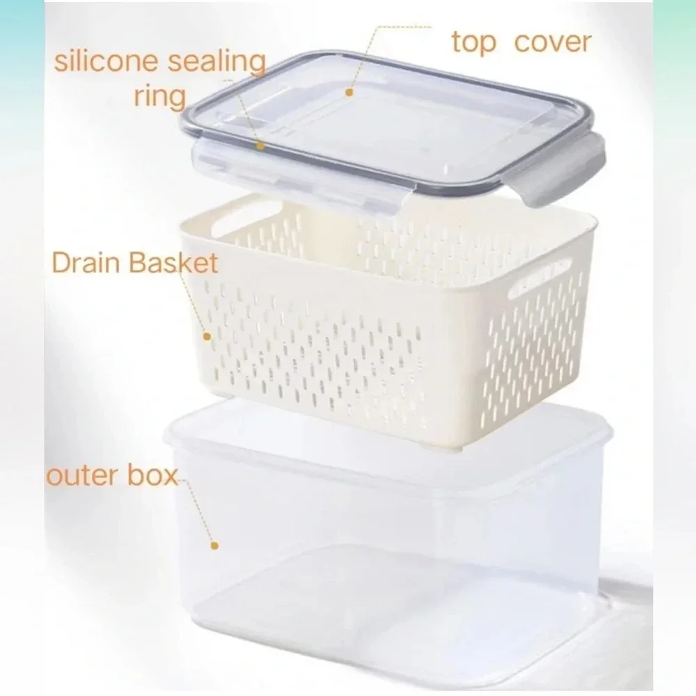 NIB 5 pack Airtight Containers with Strainers